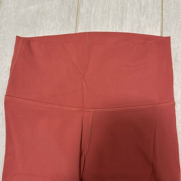 Aritzia TNA action xs legging new - Picture 2 of 4